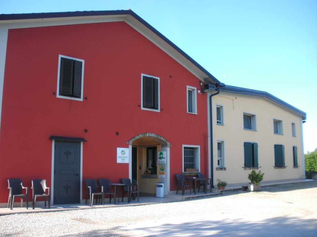 Agriturismo Le Gazze Villa Camposanto Buitenkant foto